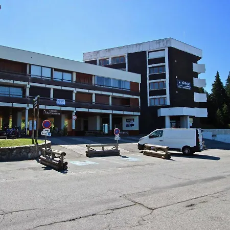 Apartment Au Pied Des Pistes Avec Piscine - Fr-1-549-7 Chamrousse
